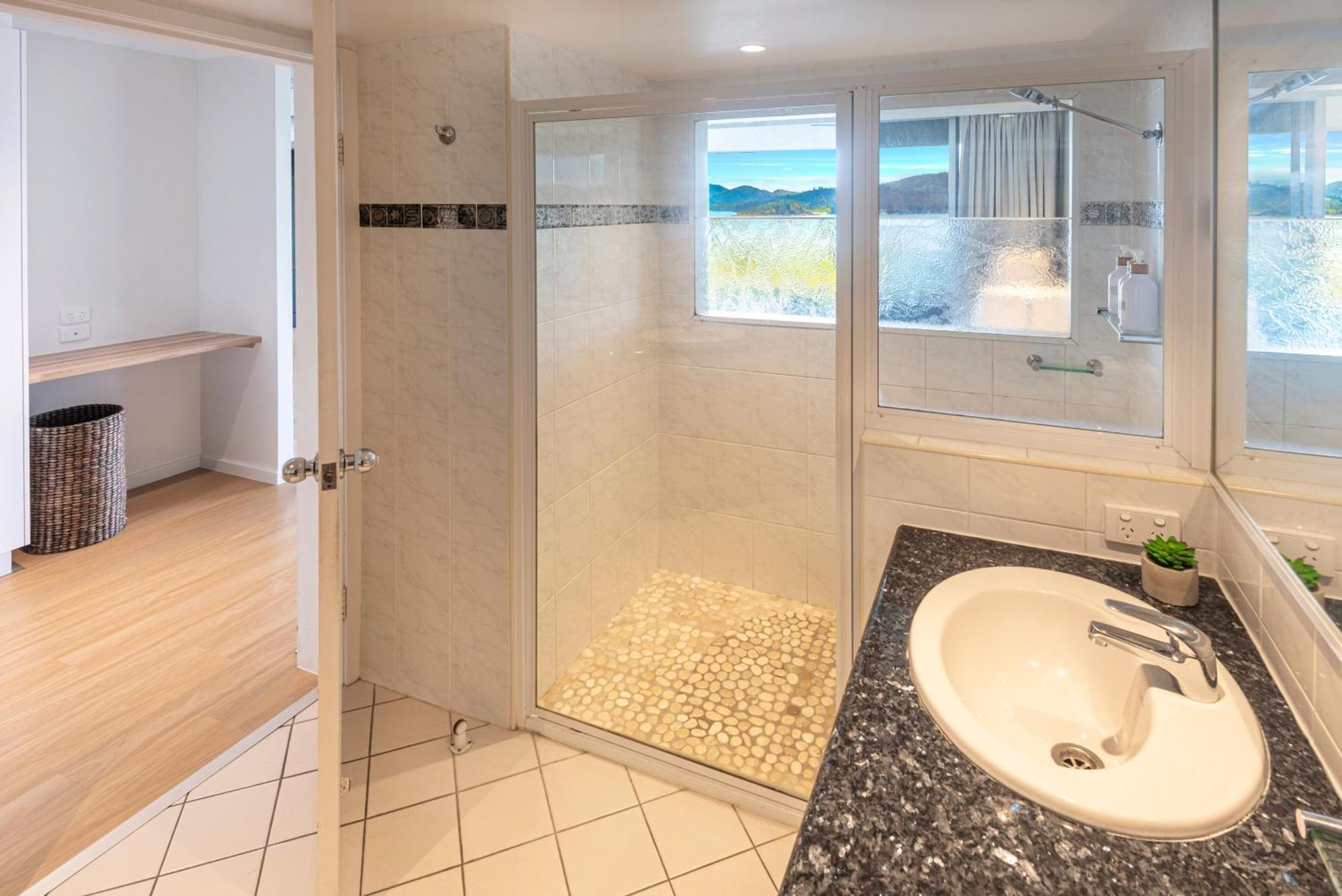 Lagoon Beachfront Lodge 202 On Hamilton Island By Hamorent Eksteriør bilde